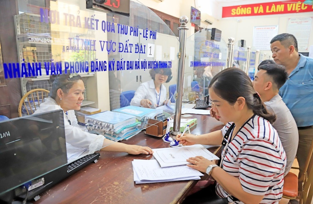 Bộ NN&MT cử 34 cán bộ về địa phương hỗ trợ lĩnh vực quản lý đất đai. Ảnh: IT. 13-17513620780321255789071.jpg