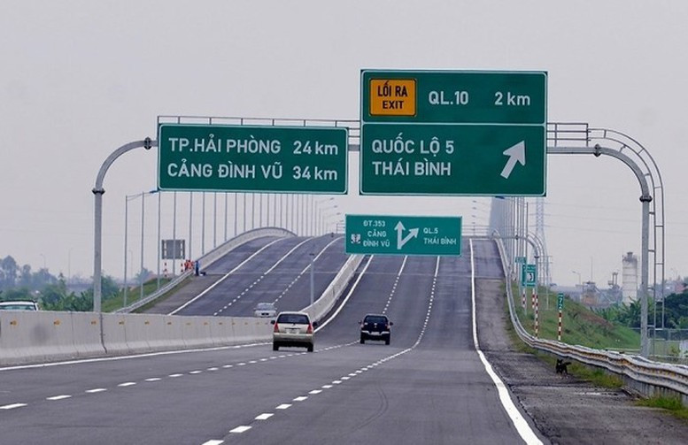 Thí điểm phân làn đường, cấm xe tải trên cao tốc Hà Nội - Hải Phòng, Pháp Vân - Cầu Giẽ- Ảnh 2.