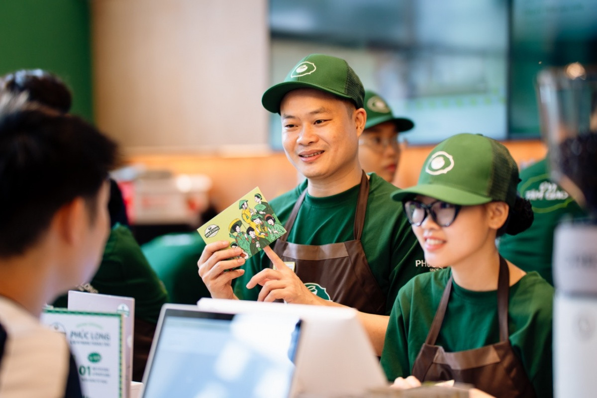 Phúc Long ra mắt thương hiệu mới - kết nối thế hệ qua trà Việt