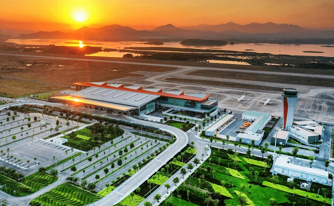 Hòn đảo kết nối trực tiếp với đất liền thông qua cầu và cao tốc: Có sân bay tư nhân đầu tiên của Việt Nam, sắp đón dự án casino 2 tỷ USD cho phép người Việt vào chơi- Ảnh 1.