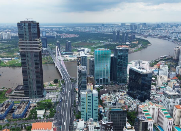 Sắp khánh thành tòa nhà chọc trời 55 tầng cao bậc nhất thành phố giàu nhất Việt Nam- Ảnh 1.