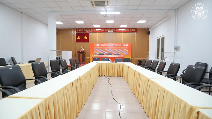 Sân vận động 15.000 chỗ ngồi lâu đời nhất Việt Nam ‘lên đời’ đẹp long lanh trước ngày đón trận đấu lớn- Ảnh 3.