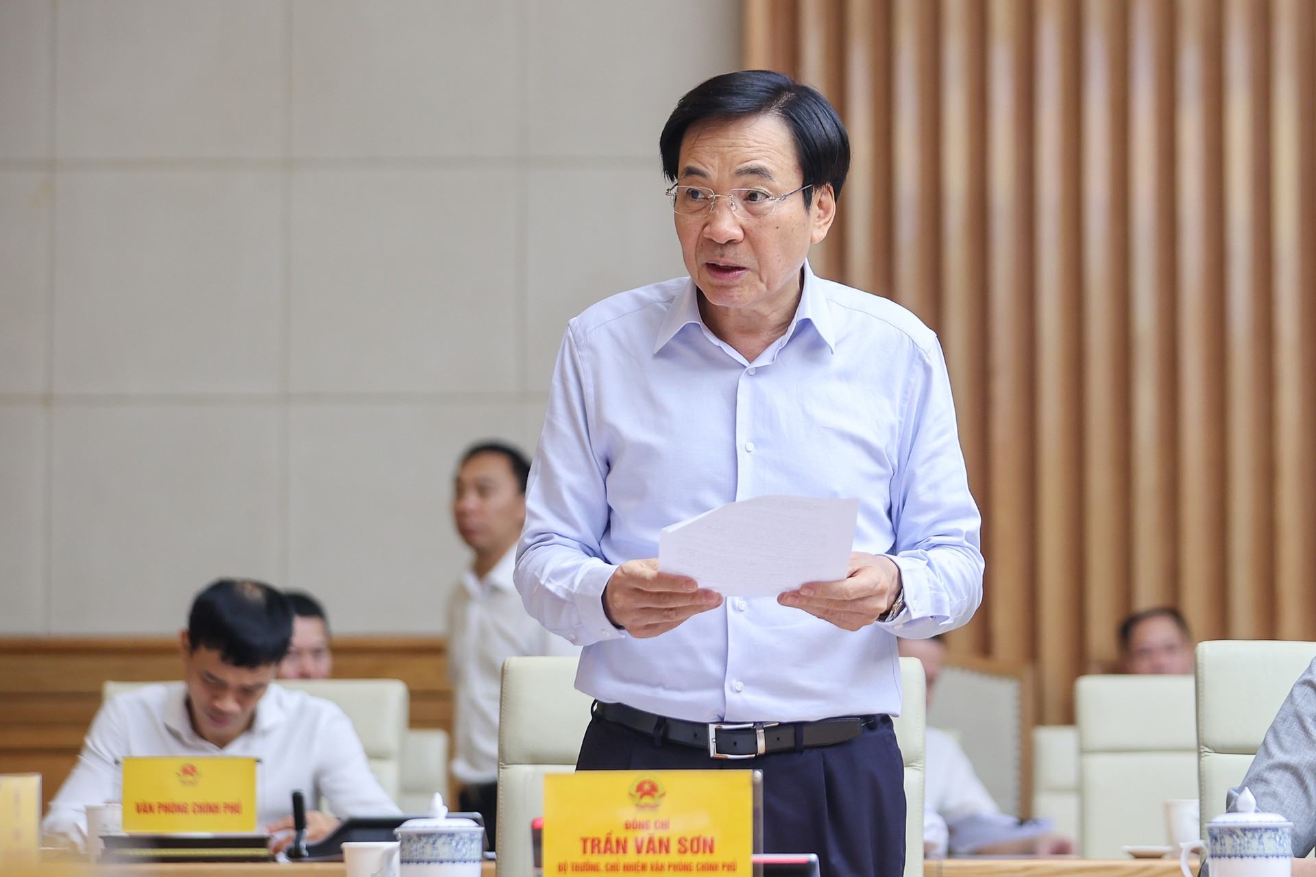 Thủ tướng: Nâng ngưỡng thu nhập được mua nhà xã hội theo hướng phù hợp hơn- Ảnh 5.