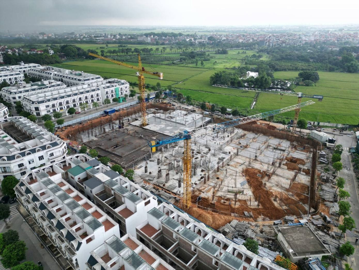Thủ tướng chỉ đạo nóng về xây dựng nhà ở xã hội đến hết năm 2025- Ảnh 2.