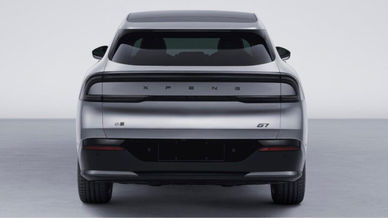 Xpeng ra mắt xe điện tự lái sử dụng AI, giá rẻ hơn mẫu ô tô cưng của Tesla tới 210 triệu đồng - ảnh 2