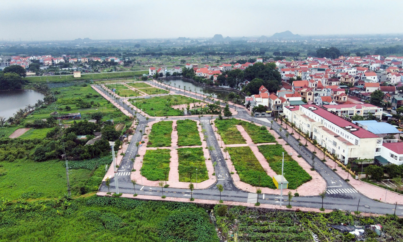 Nghị định 226 cũng bổ sung quy định mới về thẩm định, phê duyệt phương án đấu giá quyền sử dụng đất. Ảnh: Phan Thiên. dau-gia-dat-bo-hoang17-1052-6025.jpg