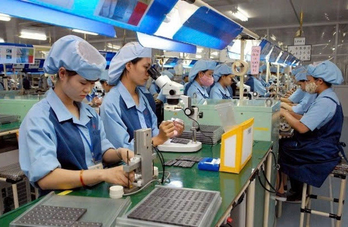 Trong bối cảnh hội nhập quốc tế và chuyển đổi số, ngoài sự sự hỗ trợ một phần của Nhà nước thì doanh nghiệp tư nhân cũng cần chủ động đổi mới tư duy, đầu tư vào năng lực quản trị và chiến lược dài hạn