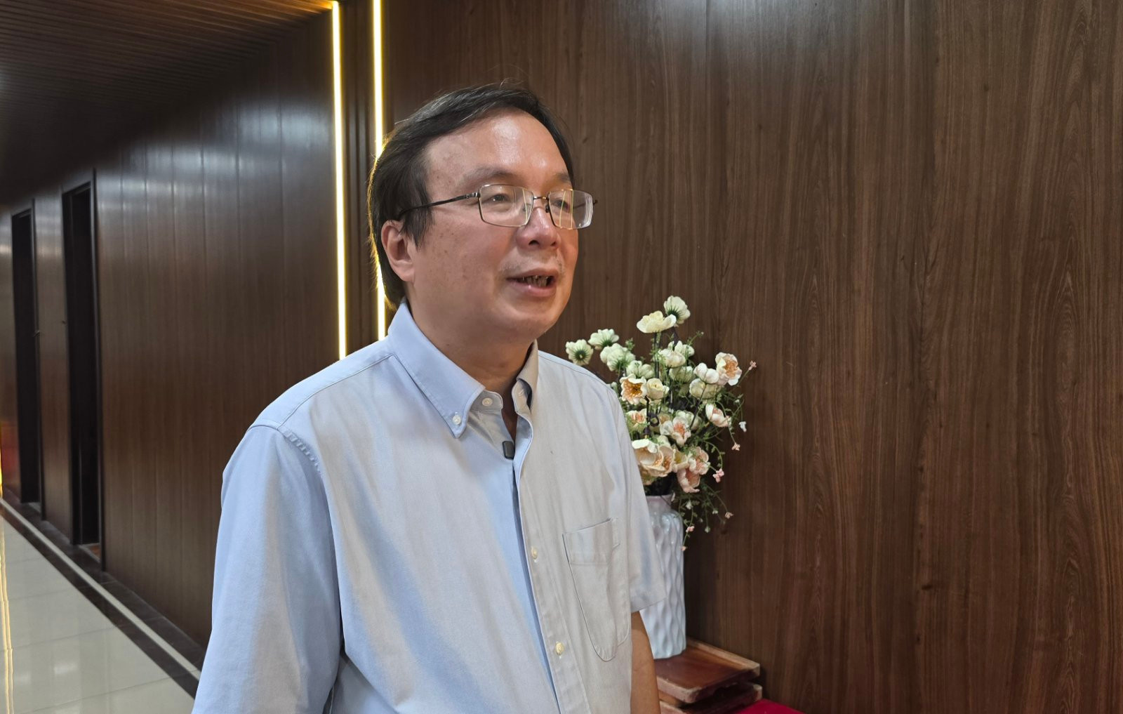 Thị trường sách, đồ dùng học tập sôi động trước thềm năm học mới- Ảnh 3.