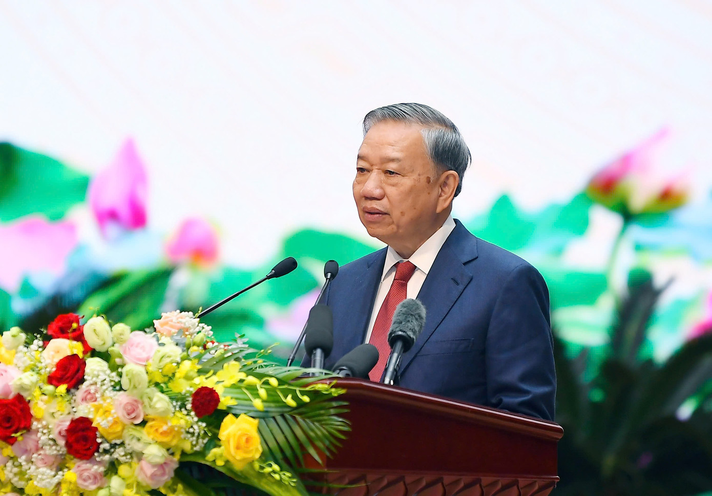 Tổng Bí thư Tô Lâm phát biểu tại hội nghị. Ảnh: Tuấn Huy. tienphong-198tbt23.jpg