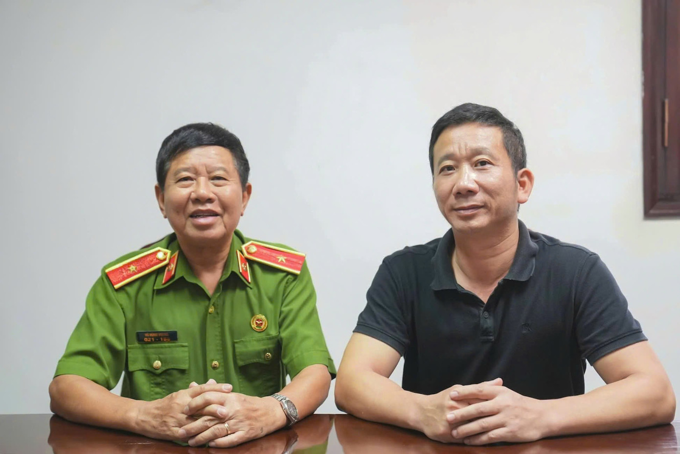Thiếu tướng Vũ Hùng Vương trong cuộc trò chuyện với Tiền Phong. Ảnh: Mạnh Thắng. 0cfba20a-3e32-480b-84fe-ea1f980b403f.jpg