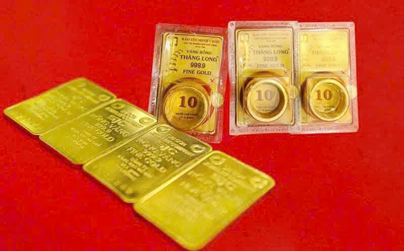 Giá vàng trong nước bỏ xa thế giới. b8e4f0695b72e82cb163.jpg