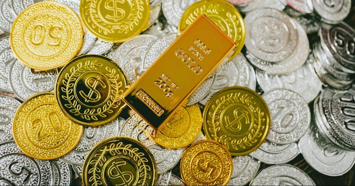 Chuyên gia dự báo sốc về giá vàng, bạc trong năm 2025