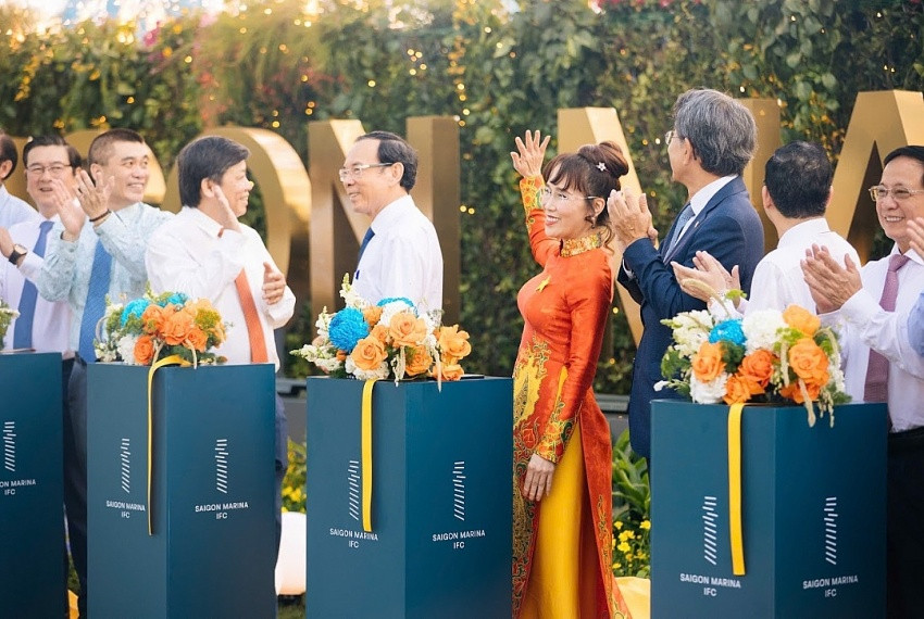 Cổ phiếu HDB lập đỉnh lịch sử, bùng nổ thanh khoản sau lễ khánh thành Saigon Marina IFC