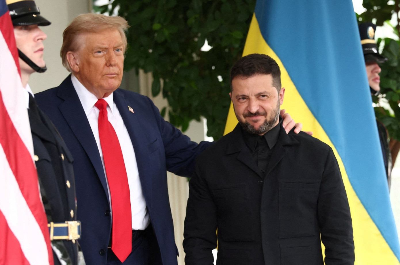 Tổng thống Mỹ đón Tổng thống Ukraine tại Nhà Trắng. (Ảnh: Reuters) zl2utcfk7rihtfaqs3qdjs7g7i.jpg
