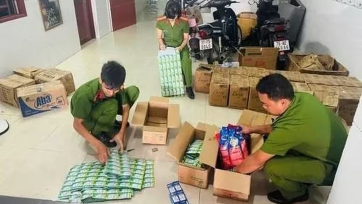 Triệt phá đường dây sản xuất bột giặt, dầu gội nghi giả mạo thương hiệu Unilever Việt Nam