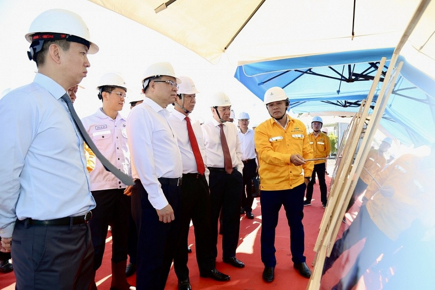 Dự án đường ống khí đốt xuyên biển dài 431km của Việt Nam đạt nhiều bước tiến mới