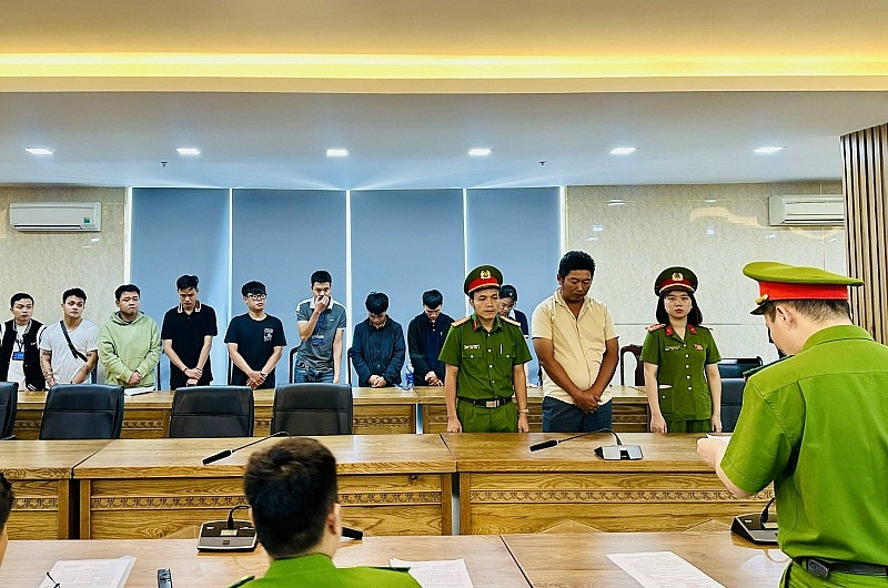 3 nhân viên ngân hàng tiếp tay cho đường dây rửa tiền 30.000 tỷ đồng