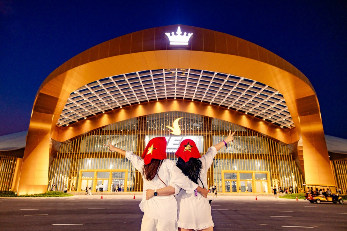8Wonder 2025: Bùng nổ âm nhạc đẳng cấp, check -in sống ảo tại tọa độ vàng của Thủ đô