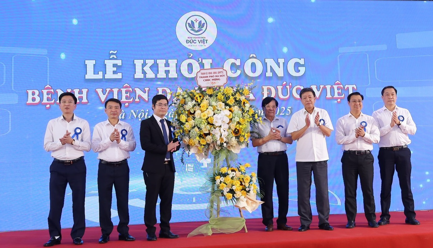 Hình ảnh tại lễ khởi công. Nguồn ảnh: Báo Tiền Phong Hình ảnh tại lễ khởi công. Nguồn ảnh: Báo Tiền Phong