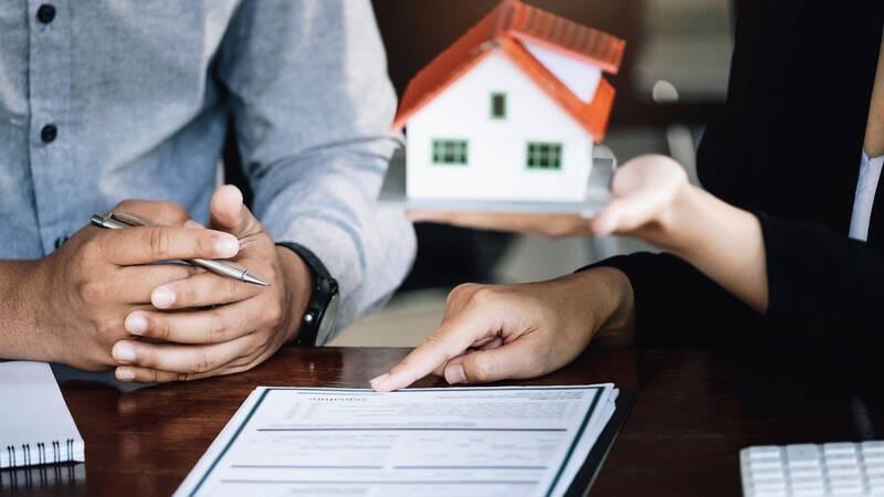 Có thể bị phạt đến 100 triệu đồng nếu làm điều này liên quan đến sổ đỏ- Ảnh 2. Có thể bị phạt đến 100 triệu đồng nếu làm điều này liên quan đến sổ đỏ- Ảnh 2.