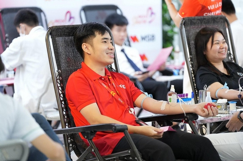 Cán bộ nhân viên ROX Group chung tay hiến máu, lan tỏa giá trị sống đẹp