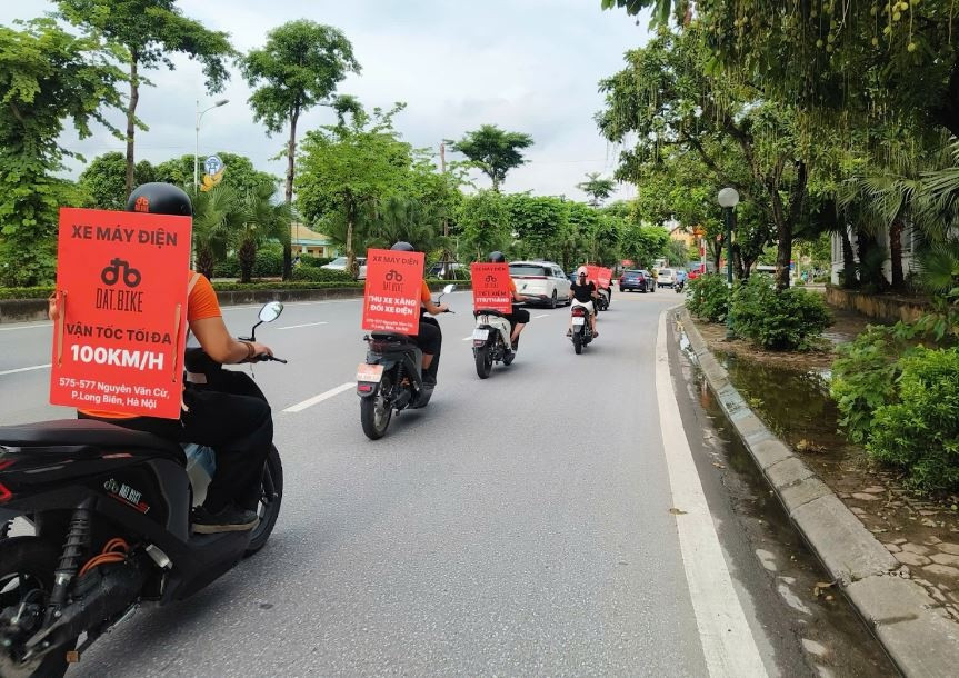 Dat Bike khai trương loạt showroom tại Hà Nội, tung ưu đãi đổi xe xăng lấy xe điện