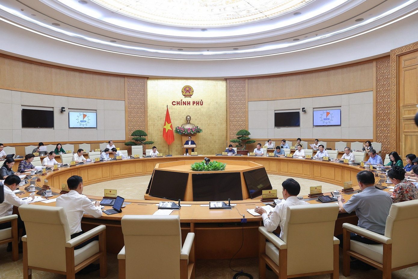Quang cảnh cuộc họp. Ảnh: VGP. 238ttg3.jpg