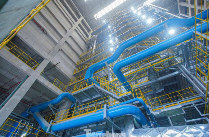 Bên trong nhà máy biến rác thành nguồn năng lượng sạch lớn thứ 2 Đông Nam Á tại Việt Nam- Ảnh 4. Bên trong nhà máy biến rác thành nguồn năng lượng sạch lớn thứ 2 Đông Nam Á tại Việt Nam- Ảnh 4.