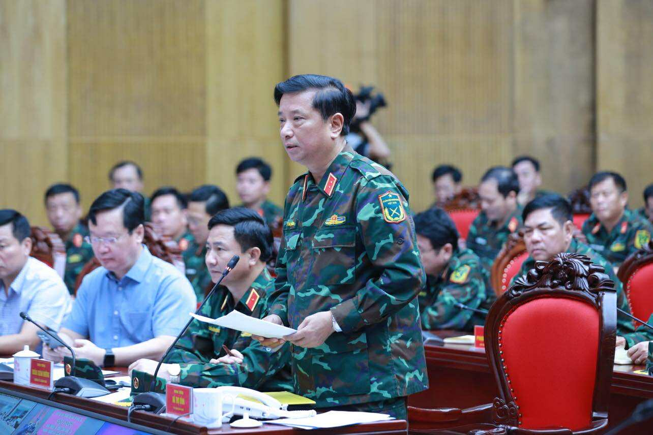 'Thời gian vàng' để triển khai các biện pháp ứng phó bão số 5- Ảnh 3. 'Thời gian vàng' để triển khai các biện pháp ứng phó bão số 5- Ảnh 3.