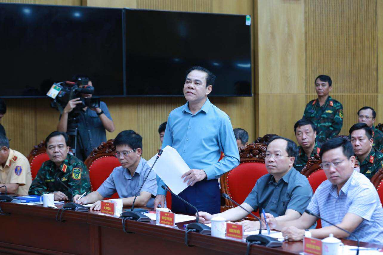 'Thời gian vàng' để triển khai các biện pháp ứng phó bão số 5- Ảnh 4. 'Thời gian vàng' để triển khai các biện pháp ứng phó bão số 5- Ảnh 4.