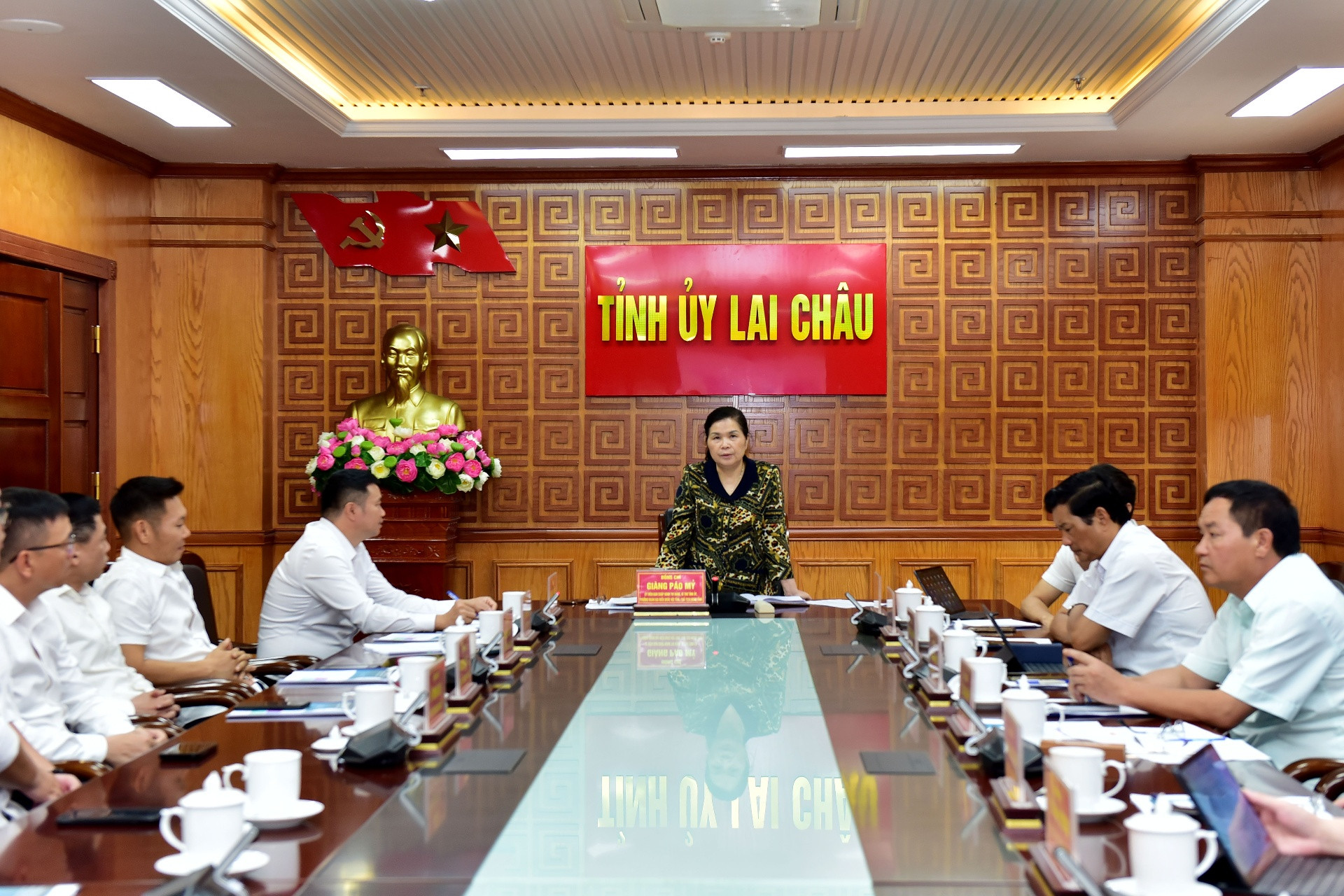 Hình ảnh tại buổi làm việc ở Lai Châu. Nguồn ảnh: Báo Lai Châu