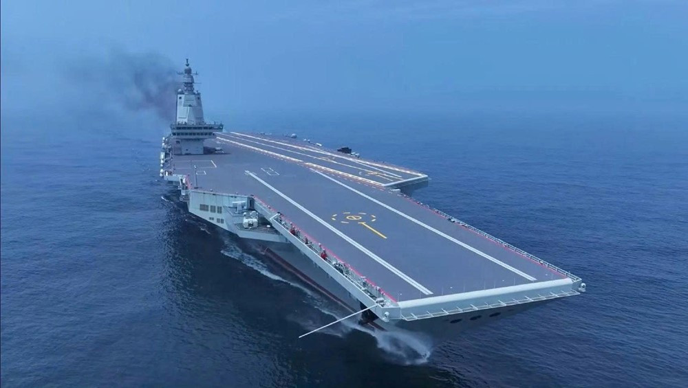 Trung Quốc sắp biên chế tàu sân bay 80.000 tấn, thông điệp gửi thẳng tới Nhật Bản? - ảnh 1