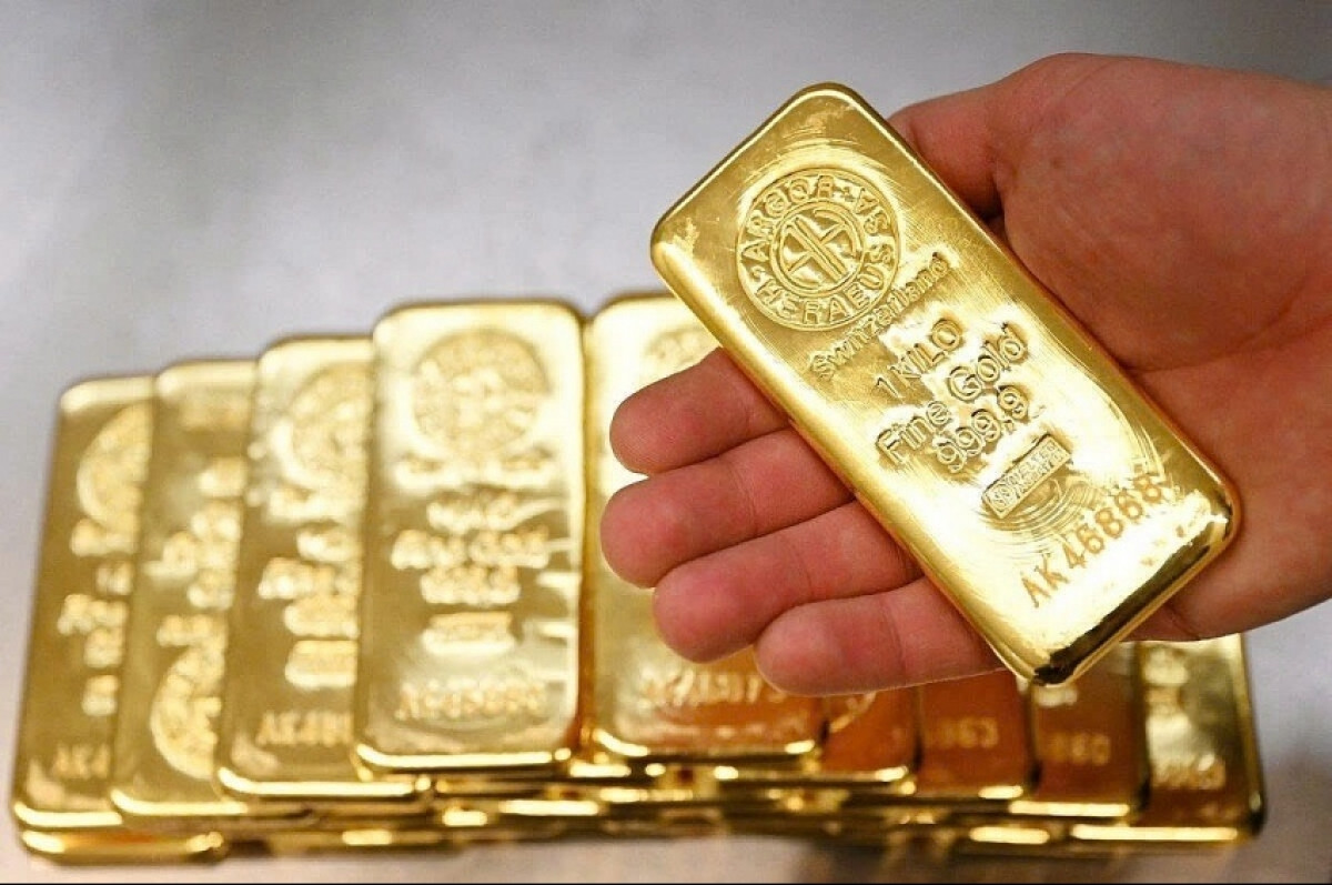 Giá vàng trong nước áp sát 128 triệu đồng/lượng, bỏ xa thế giới gần 19 triệu