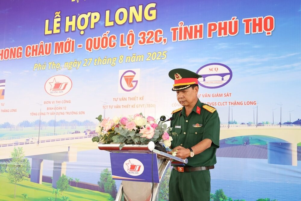 Chính thức hợp long cây cầu hơn 600 tỷ, thay thế cầu 30 năm tuổi đã bị sập do siêu bão- Ảnh 2.
