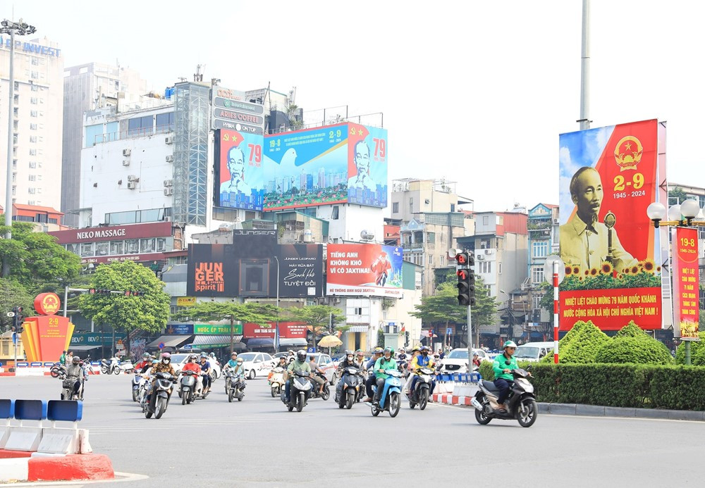 Từ hôm nay, Thủ đô sẽ tạm cấm, hạn chế phương tiện đi vào 3 tuyến đường - ảnh 2