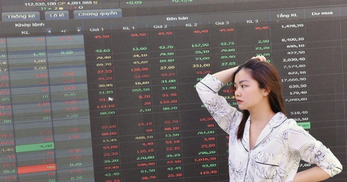 Cổ phiếu ngân hàng suy yếu, TTCK tạo mô hình hai đỉnh?
