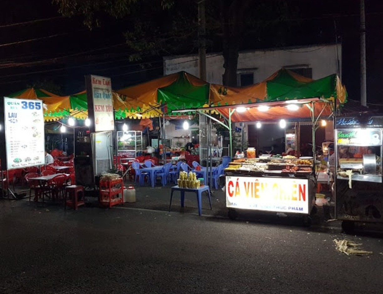 Tỉnh rộng nhất miền Nam Việt Nam chấm dứt hoạt động chợ đêm 20 năm tuổi- Ảnh 2. Tỉnh rộng nhất miền Nam Việt Nam chấm dứt hoạt động chợ đêm 20 năm tuổi- Ảnh 2.