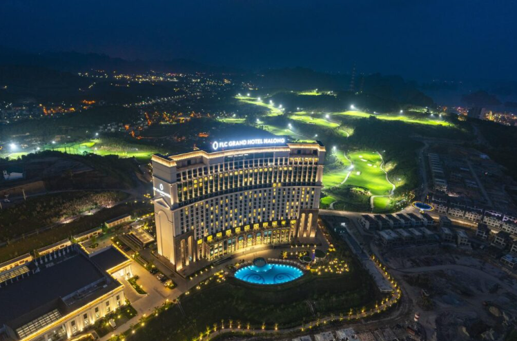 Việt Nam có 1 sân golf nhìn thẳng ra vịnh biển đẹp nhất thế giới, được kiến trúc sư lừng danh thiết kế- Ảnh 3. Việt Nam có 1 sân golf nhìn thẳng ra vịnh biển đẹp nhất thế giới, được kiến trúc sư lừng danh thiết kế- Ảnh 3.