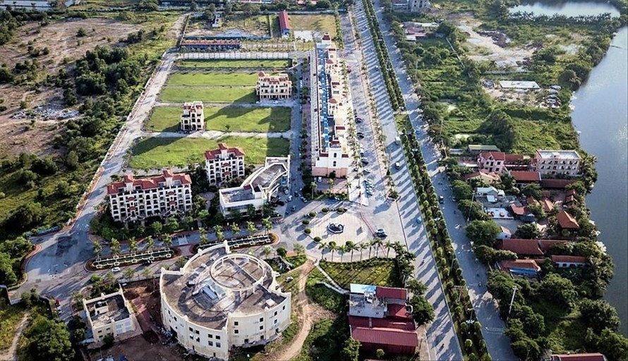 Một ông lớn địa ốc phía Bắc bất ngờ báo lỗ gần 400 tỷ đồng- Ảnh 2. Một ông lớn địa ốc phía Bắc bất ngờ báo lỗ gần 400 tỷ đồng- Ảnh 2.