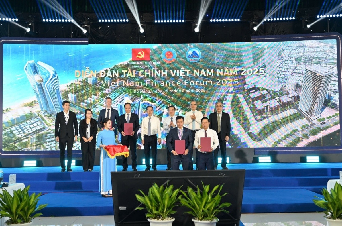 3 MOU được ký kết ngay tại Vietnam Blockchain 2025, SSI ghi dấu ấn mới trong thị trường tài sản số