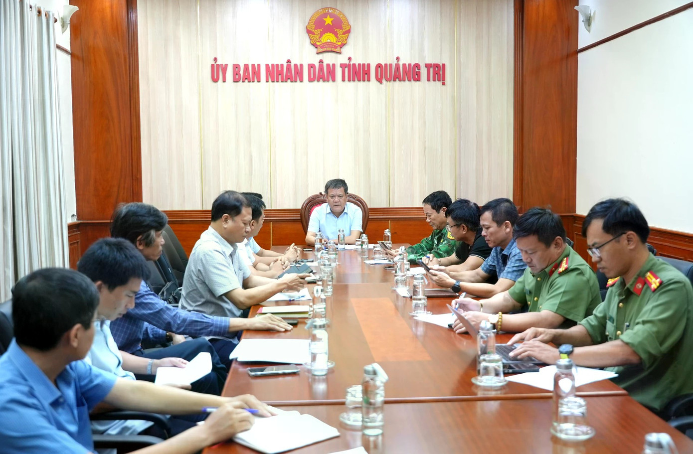 Chủ tịch UBND tỉnh Trần Phong chủ trì cuộc họp. dsc07329-20250830093446.jpg