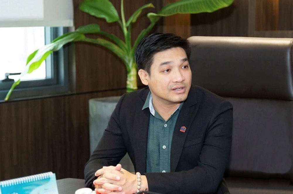 Chủ tịch Hội đồng quản trị DIC Corp Nguyễn Hùng Cường nhận 900 triệu đồng trong 6 tháng đầu năm. 2.png