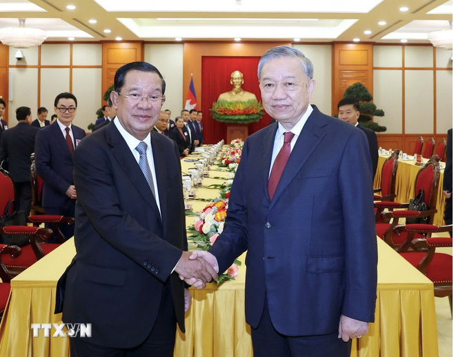 Tổng Bí thư Tô Lâm tiếp Chủ tịch Thượng viện, Chủ tịch Đảng Nhân dân Campuchia Hun Sen. Ảnh: TTXVN. screen-shot-2025-09-01-at-81512-pm.png