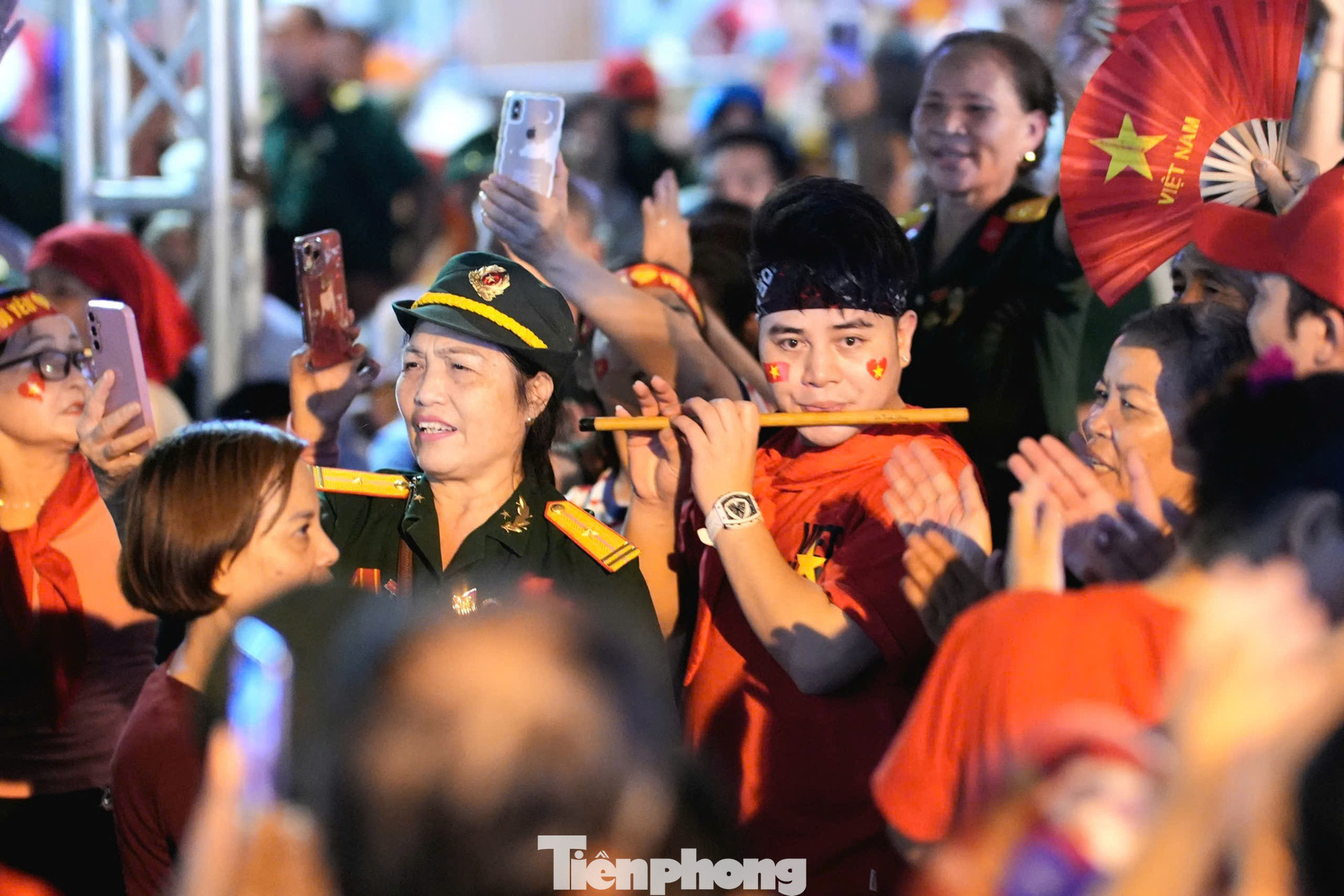 tp-hn-cum-concert10.jpg
