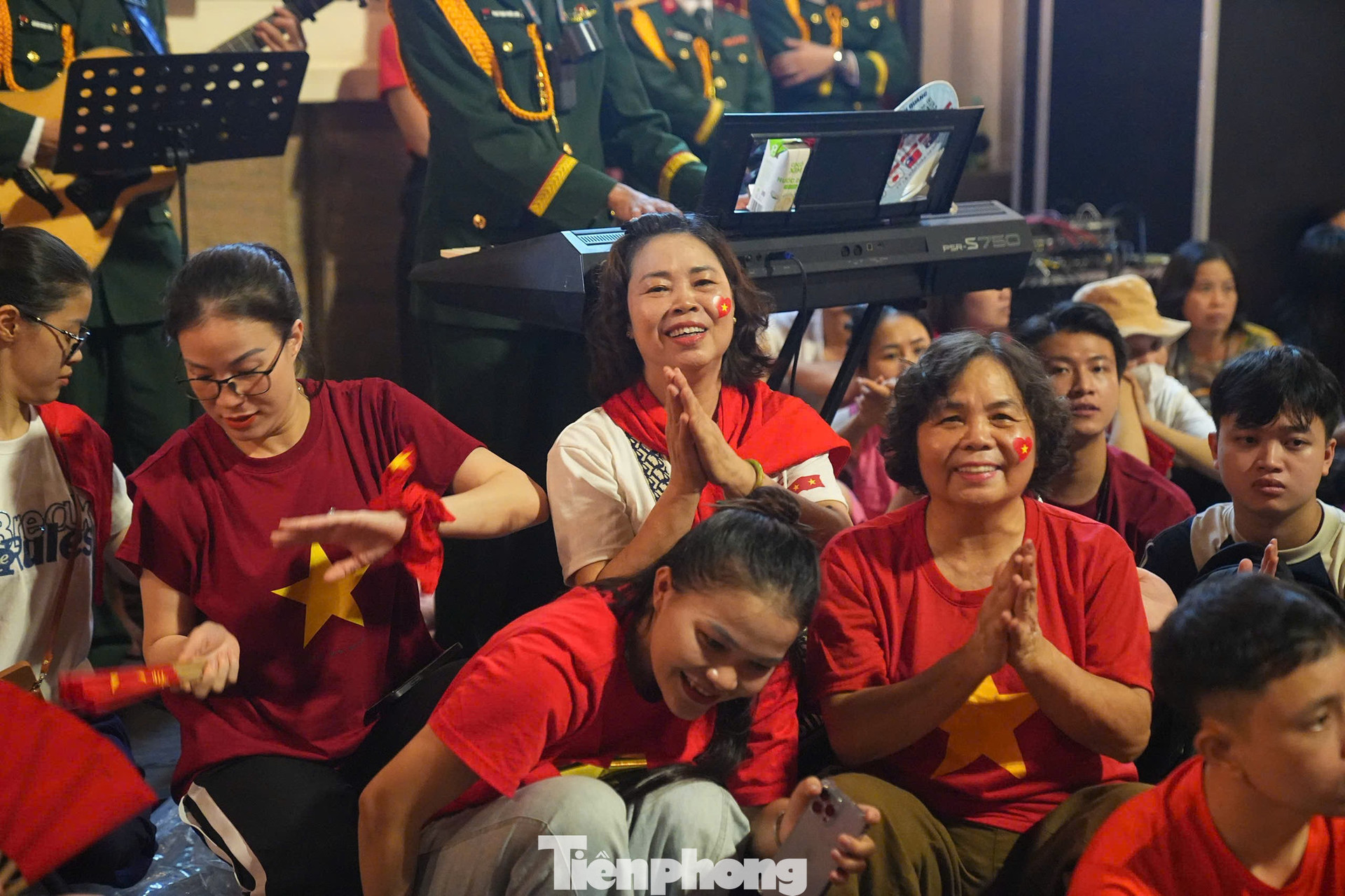 tp-cum-concert.jpg
