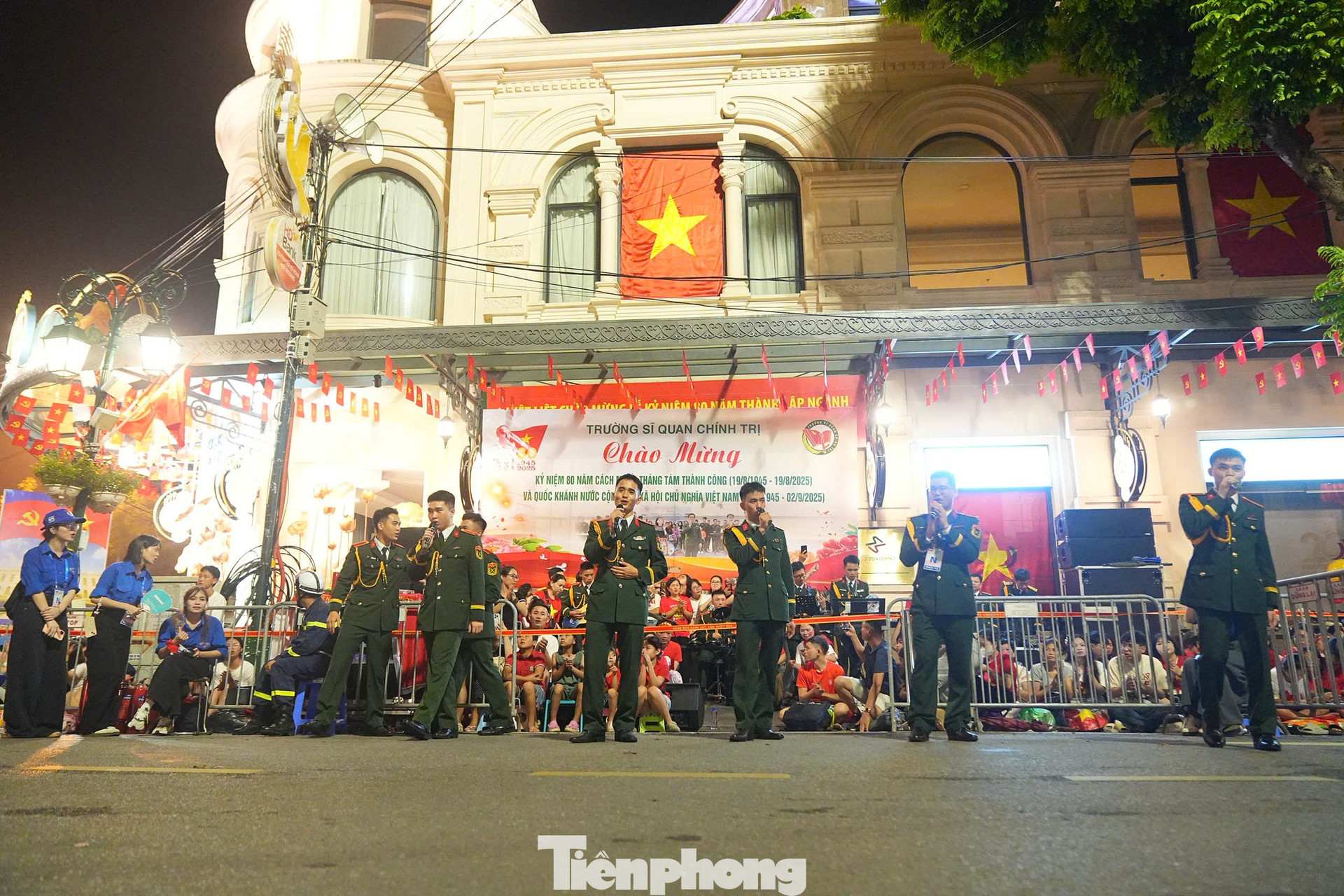 tp-hn-cum-concert15.jpg