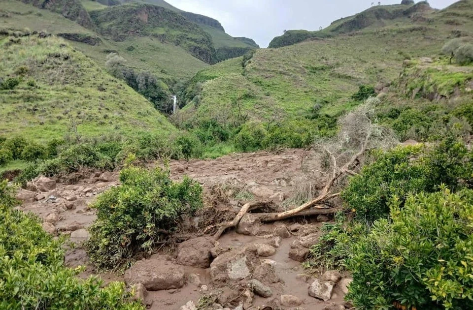 Lở đất chôn vùi ngôi làng ở Sudan, 1.000 người thiệt mạng, chỉ một người sống sót