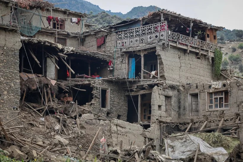 Động đất ở Afghanistan: Hơn 1.400 người thiệt mạng, số nạn nhân có thể tăng 'theo cấp số nhân'- Ảnh 1. Động đất ở Afghanistan: Hơn 1.400 người thiệt mạng, số nạn nhân có thể tăng 'theo cấp số nhân'- Ảnh 1.