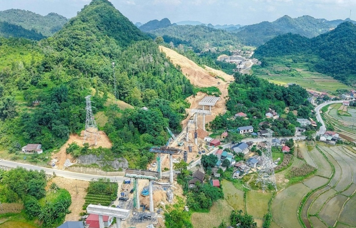 Tiến độ dự án cao tốc quy mô 23.000 tỷ của Đèo Cả cần thông xe cuối năm 2025
