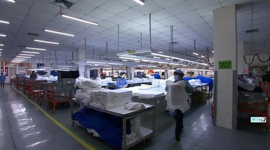 Ông lớn dệt may cung ứng cho Nike, Adidas chao đảo vì thuế quan, chọn Việt Nam làm 'hầm trú ẩn' - ảnh 1